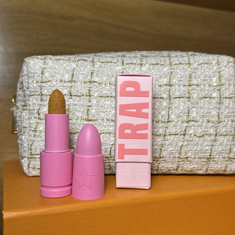 Jeffree star velvet trap lipstick NIB